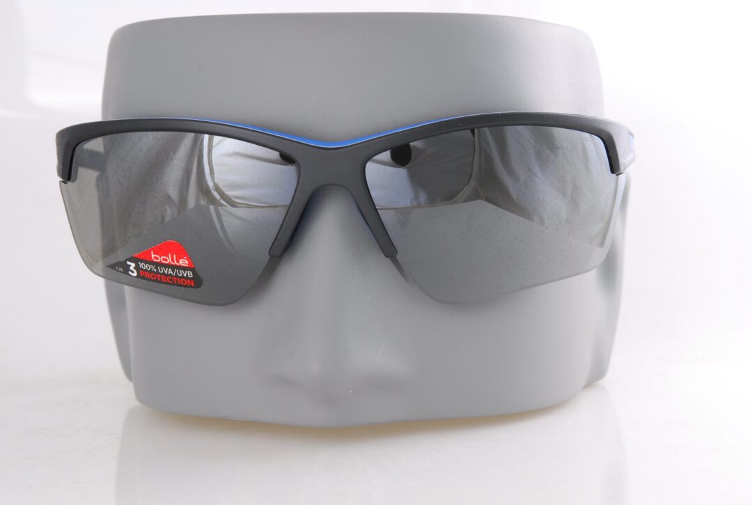 Sunglasses on a mannequin head